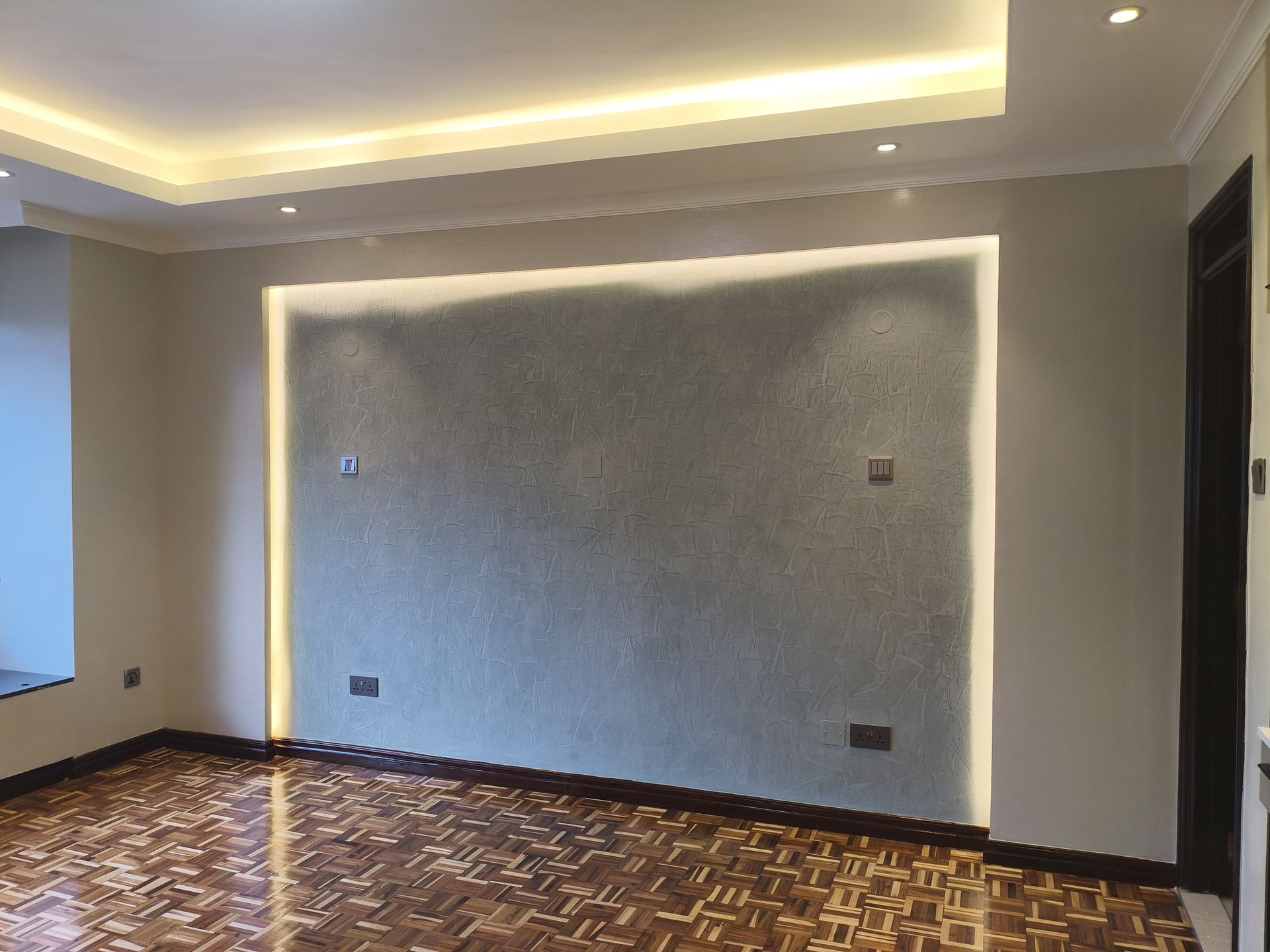 3 Bedroom Apartment — image 2
