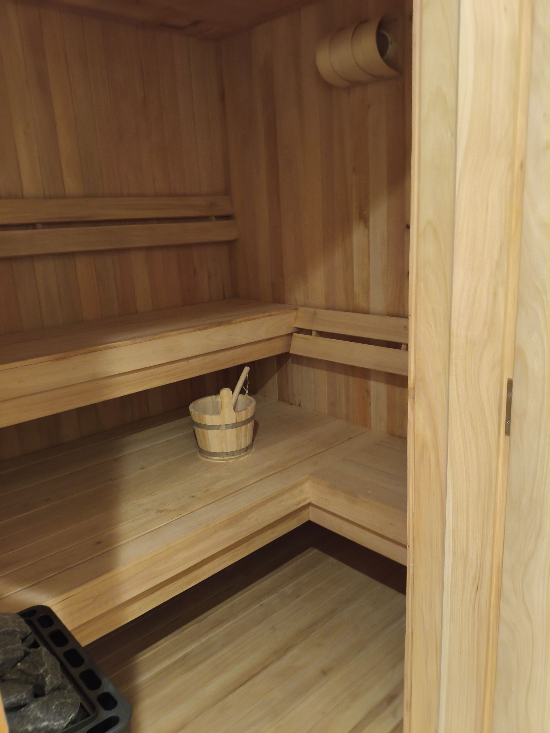 6 Bedroom Residential Home — Bathroom